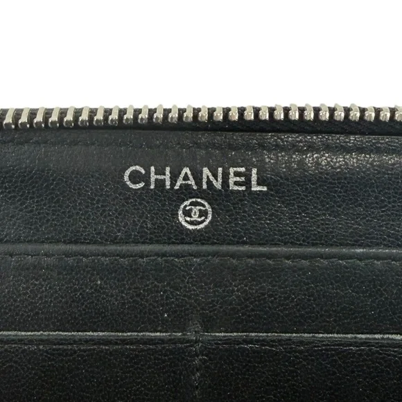 CHANEL Authentic Mademoiselle Black Quilted Wallet - Picture 6 of 9